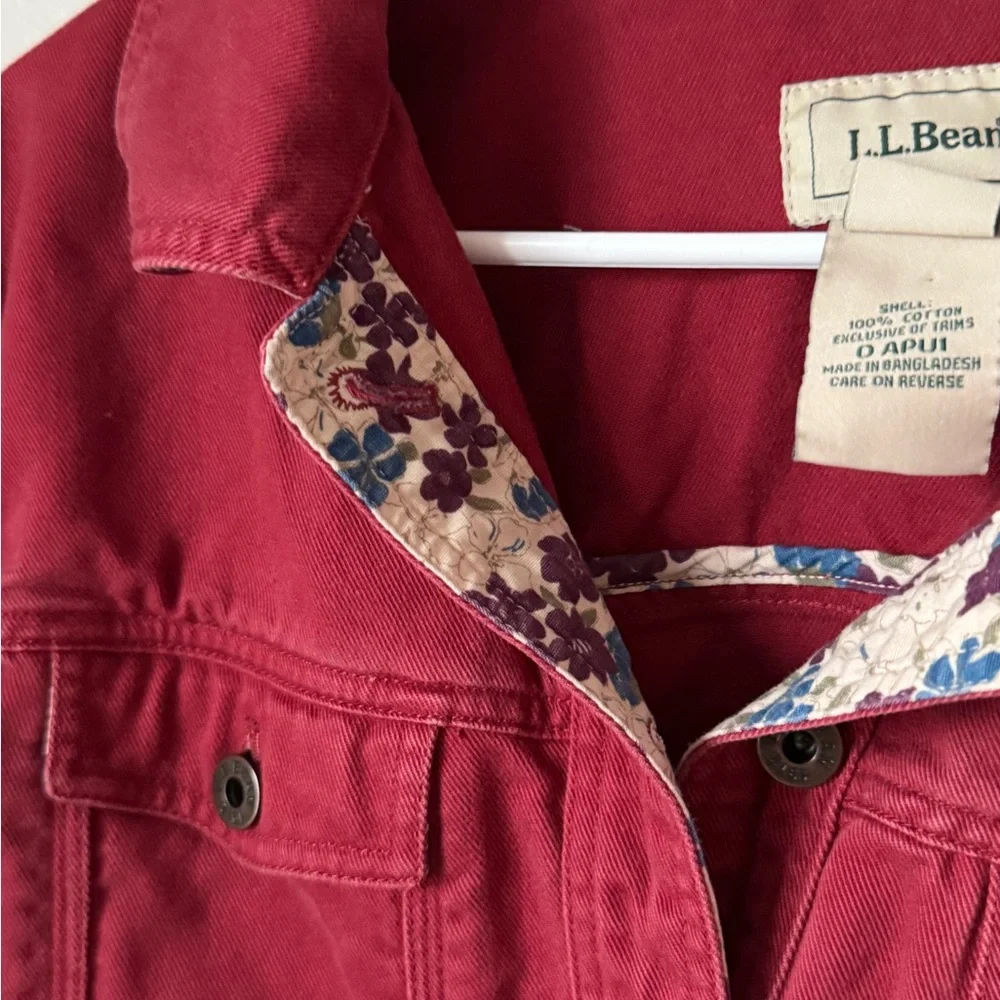 L.L. Bean Red Trucker Jacket With Floral Lined Collar Women’s Petite L Farmcore - Picture 3 of 5